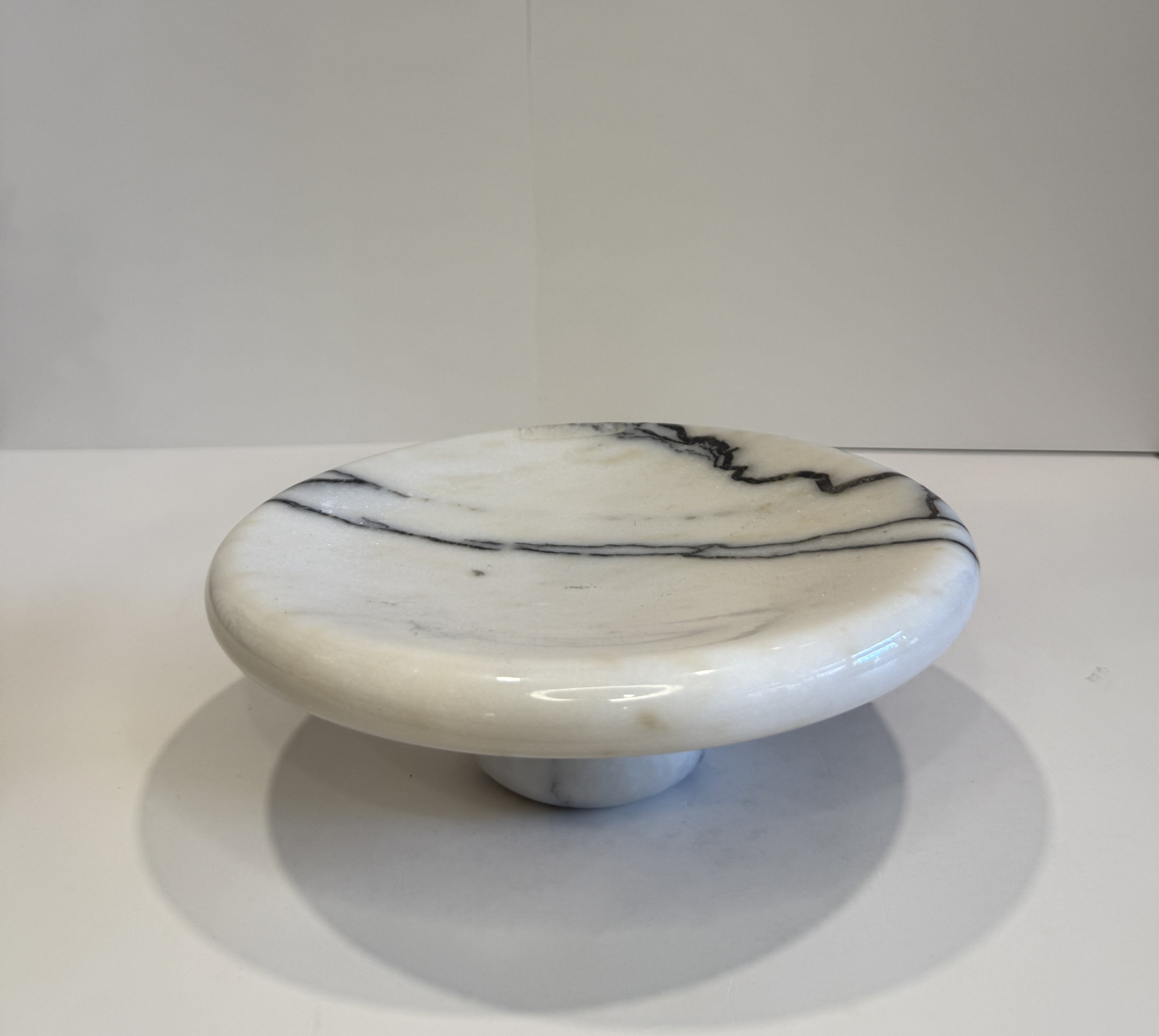 Handmade Marble Curved Footed Bowl — detail view 6