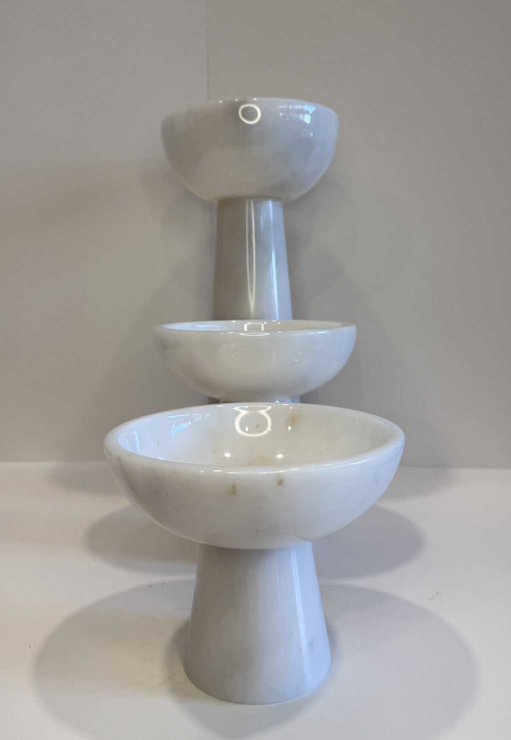 White Marble Plant Stand — Set of 3 — detail view 9
