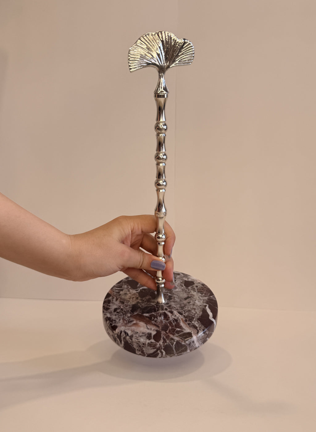 Purple Marble Countertop Paper Towel Holder — detail view 1