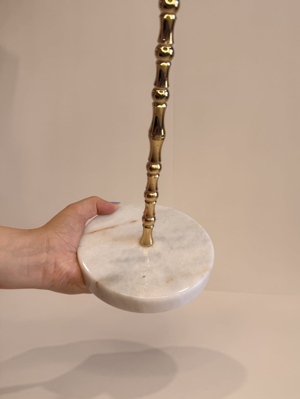 White Marble Freestanding Paper Towel Holder — detail view 4