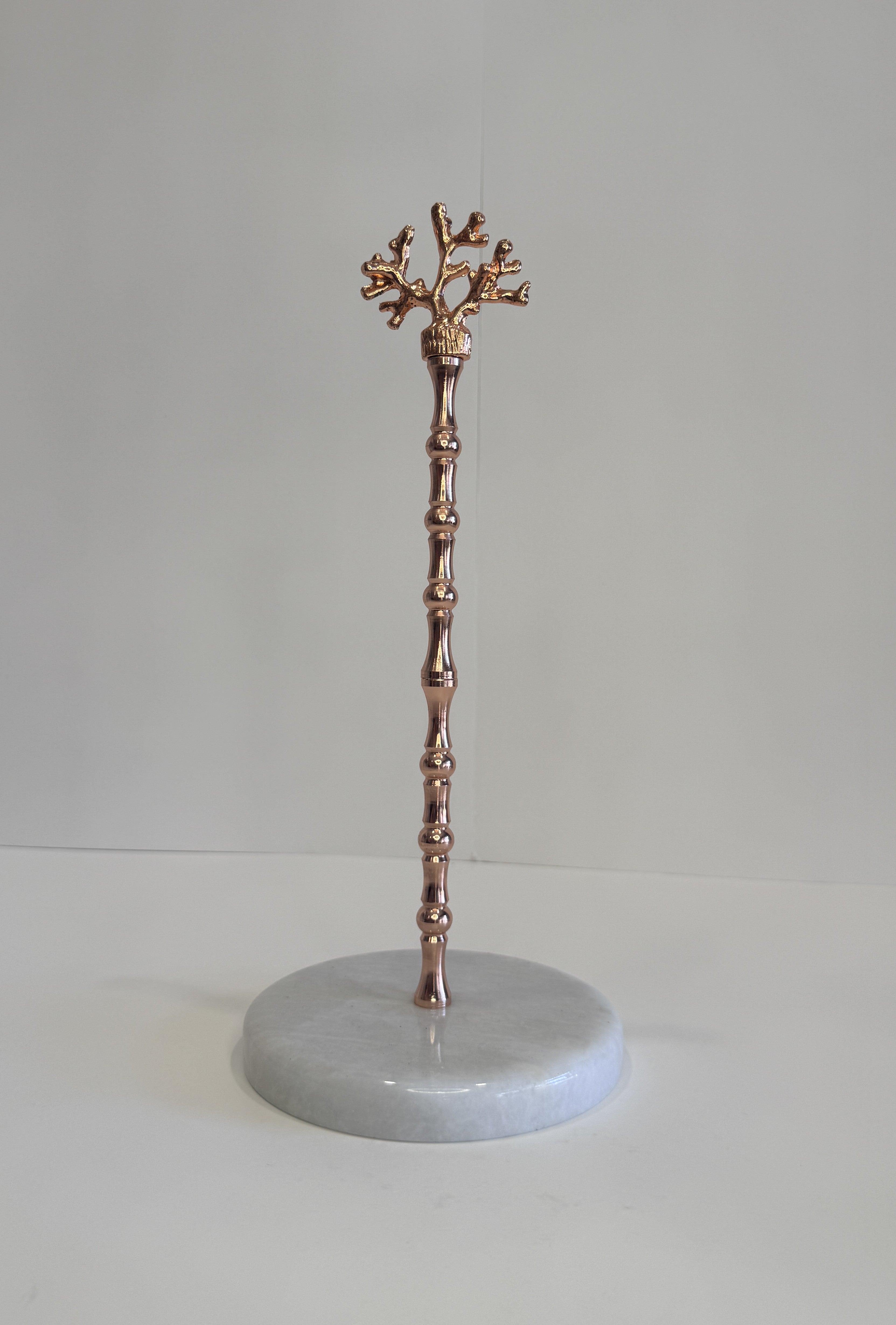 White Marble Kitchen Paper Towel Holder — detail view 1