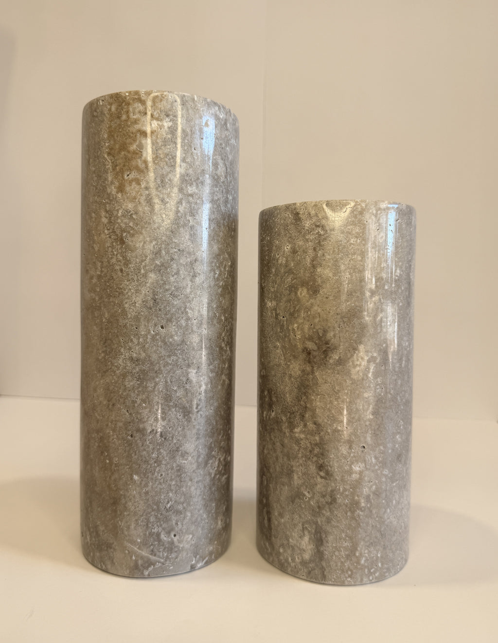 Grey Marble Pillar Vase — detail view 2