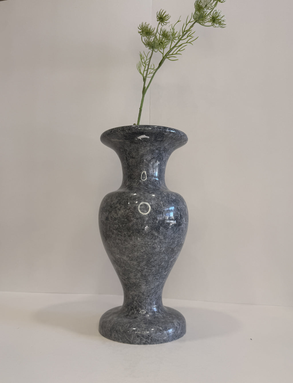 Handmade Marble Pillar Vase — detail view 2