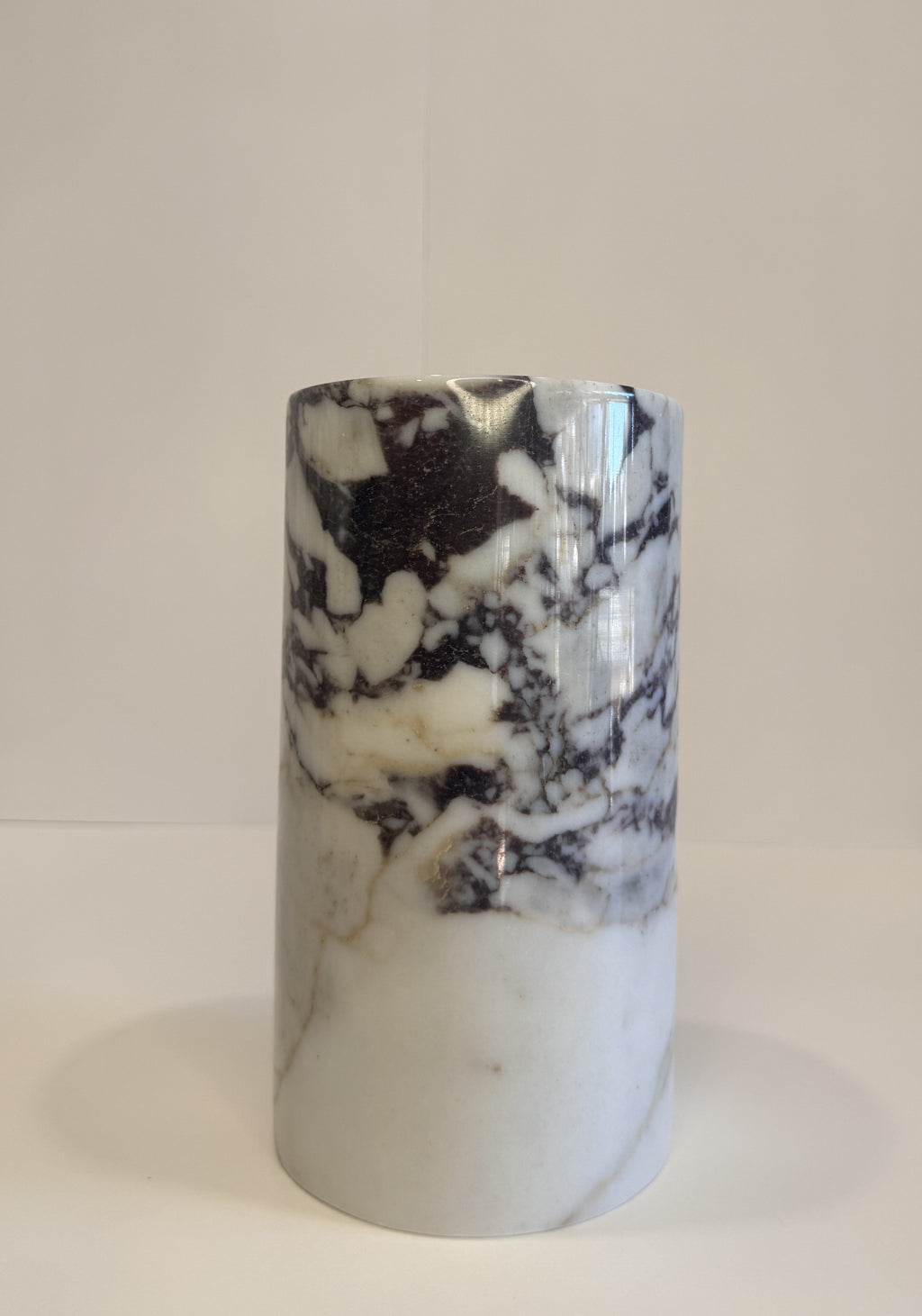 Viola Flower Vase — detail view 3