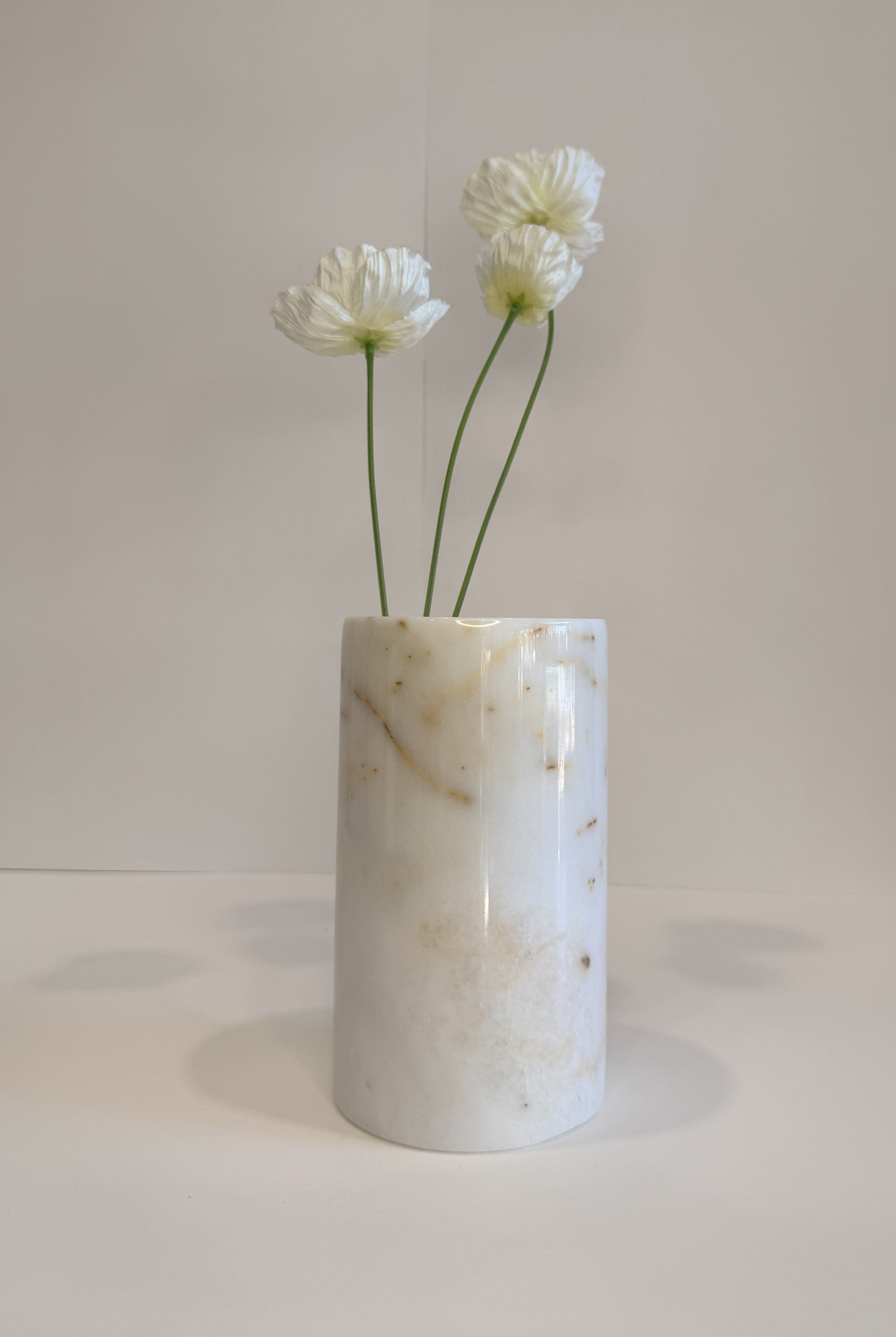 White Marble Flower Vase — detail view 11