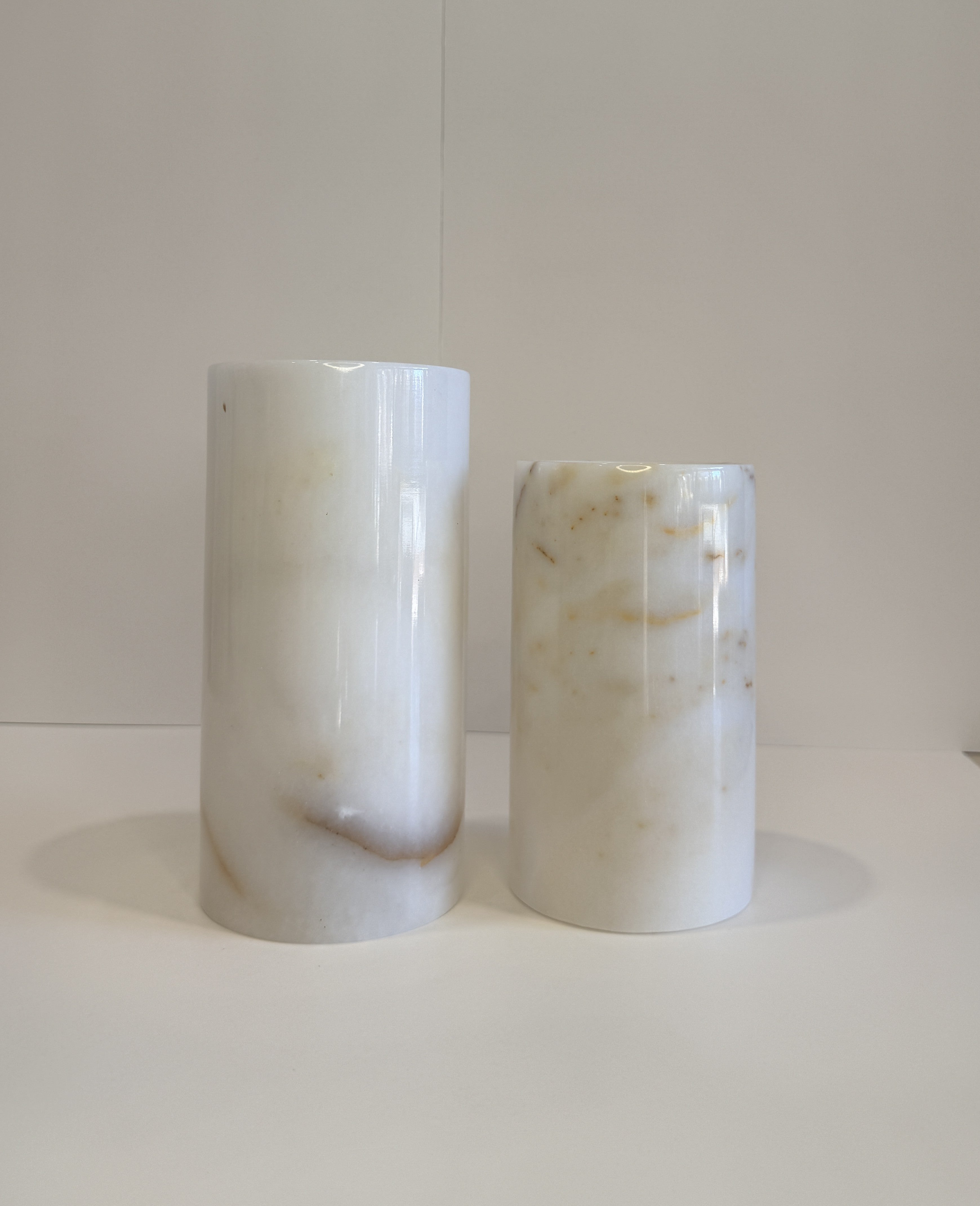 White Marble Flower Vase — detail view 1
