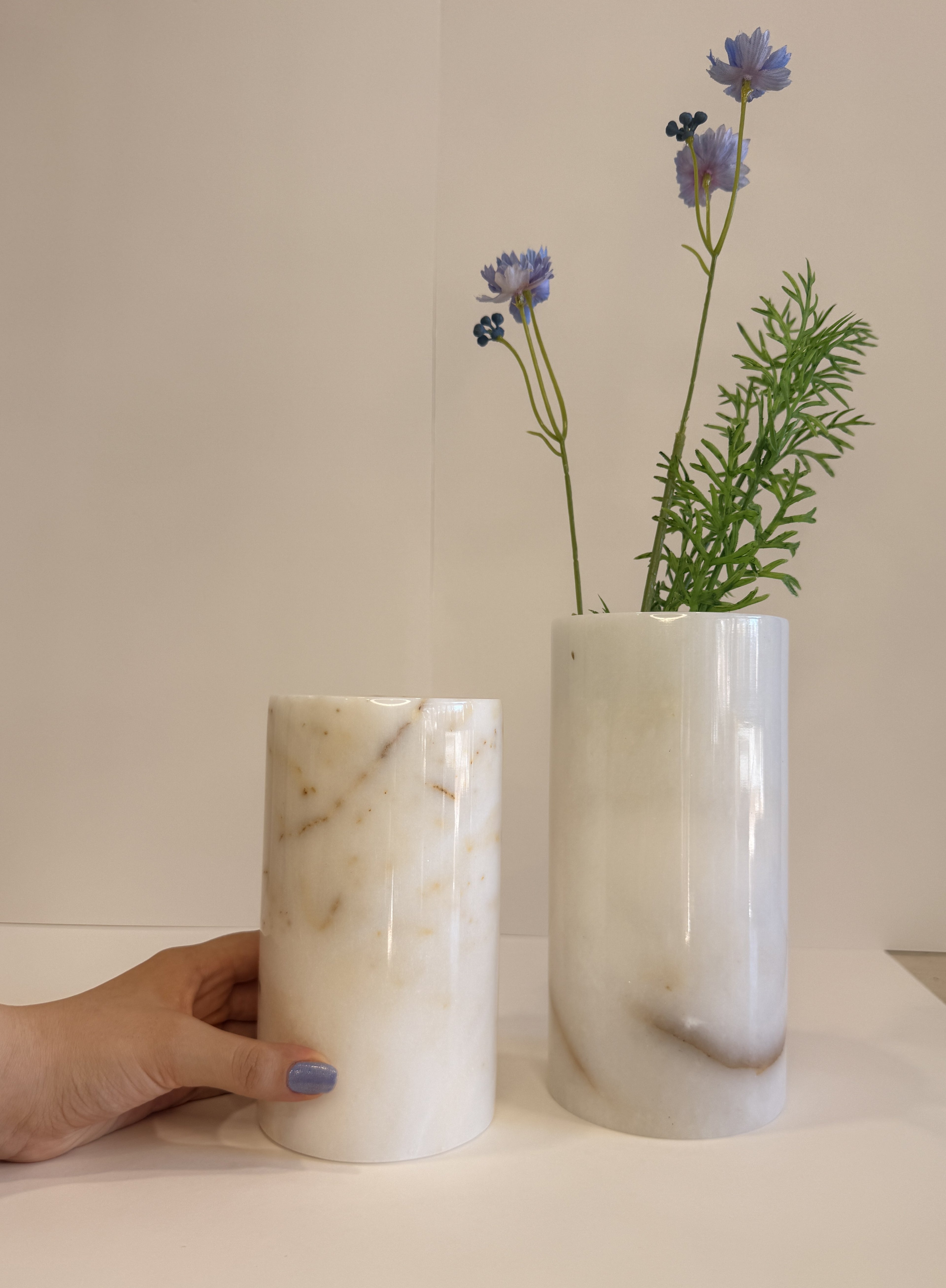 White Marble Flower Vase — detail view 4