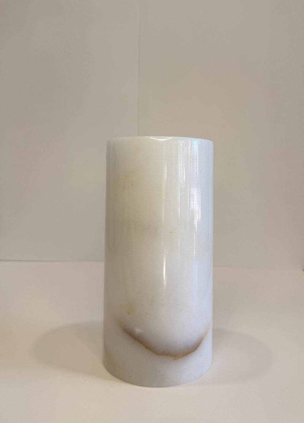White Marble Flower Vase — detail view 5