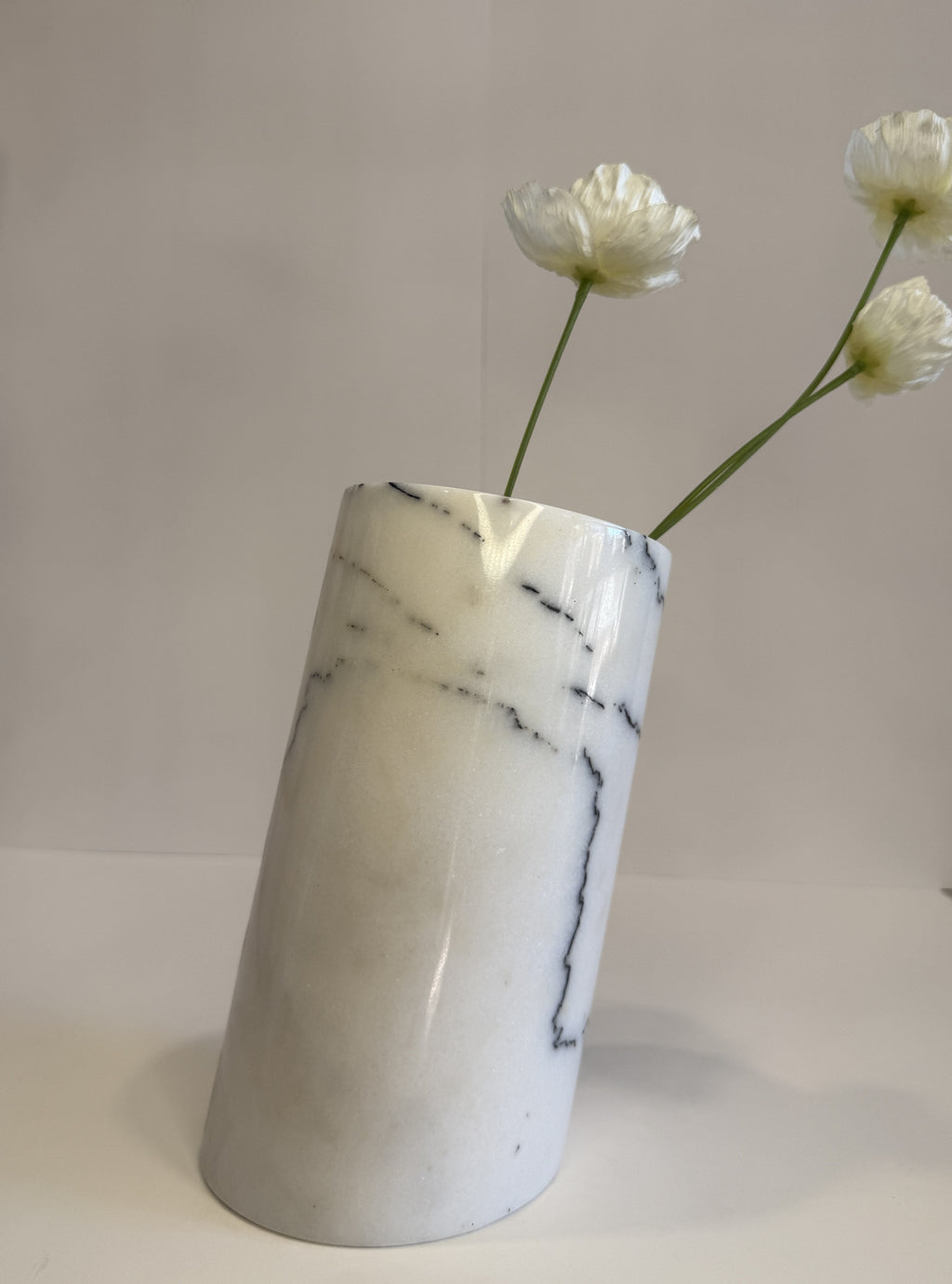 Handmade Marble Flower Vase — detail view 4