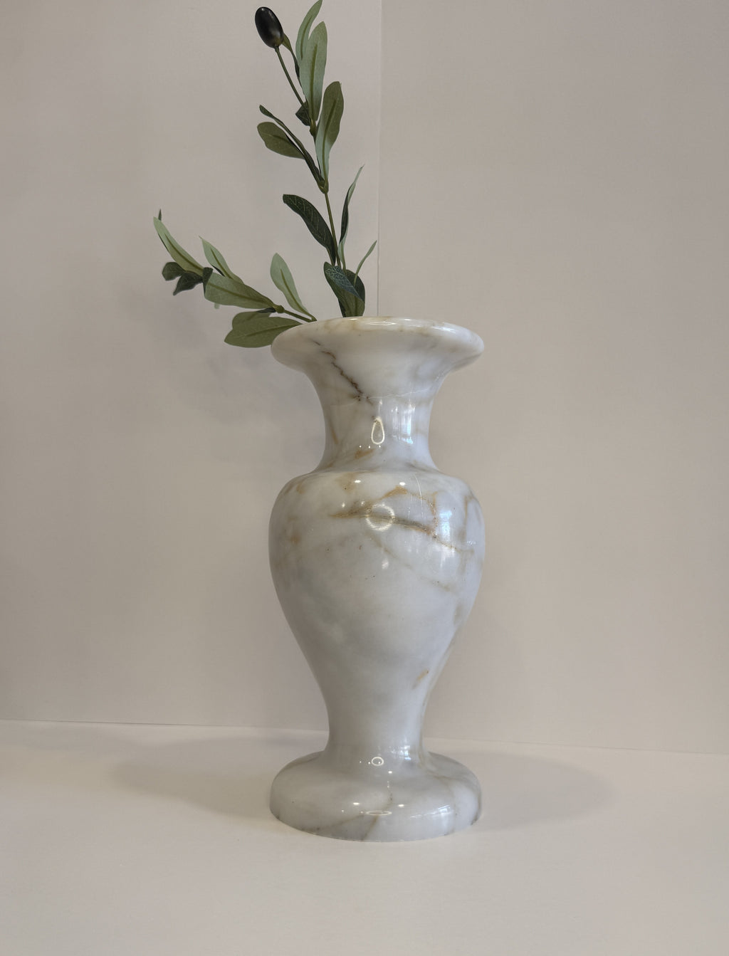 Handmade Marble Pillar Vase — detail view 11