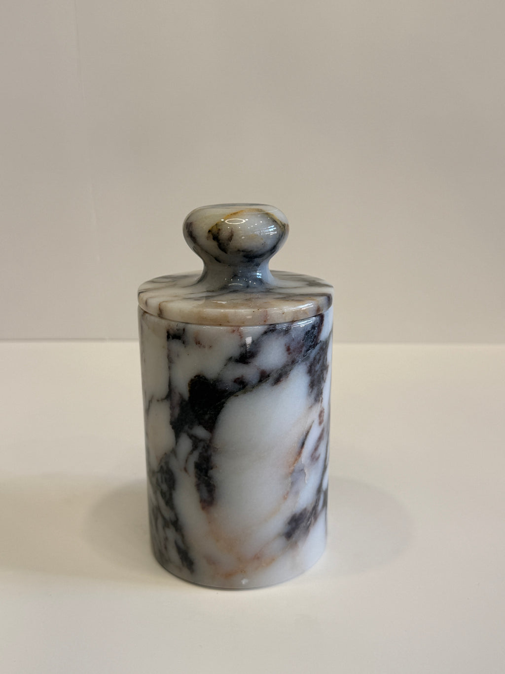 Viola Lidded Box — detail view 1