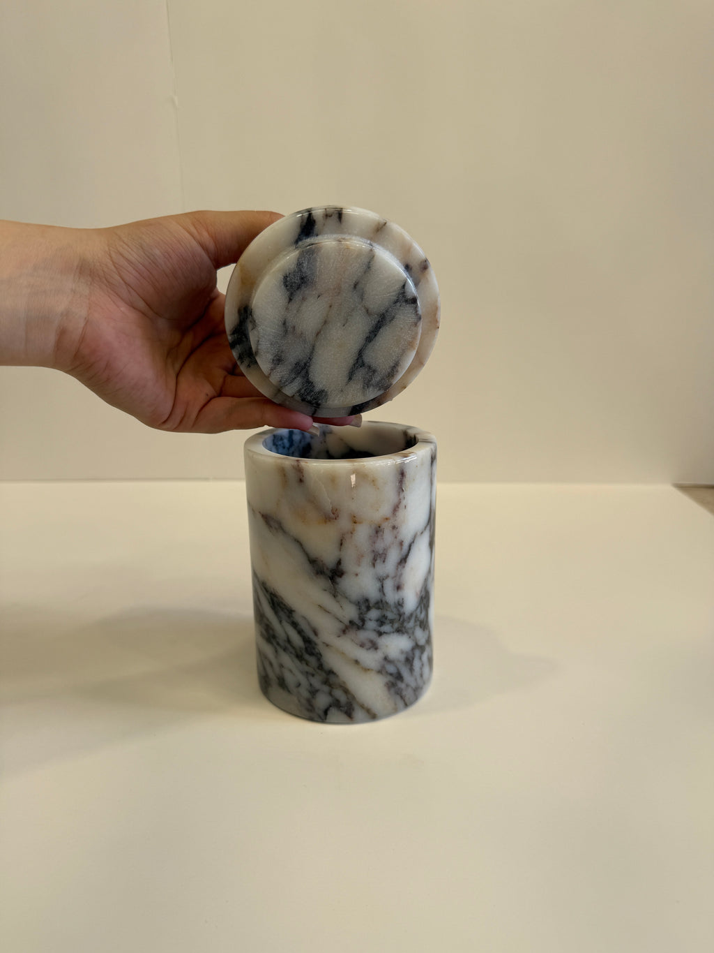 Viola Lidded Box — detail view 5