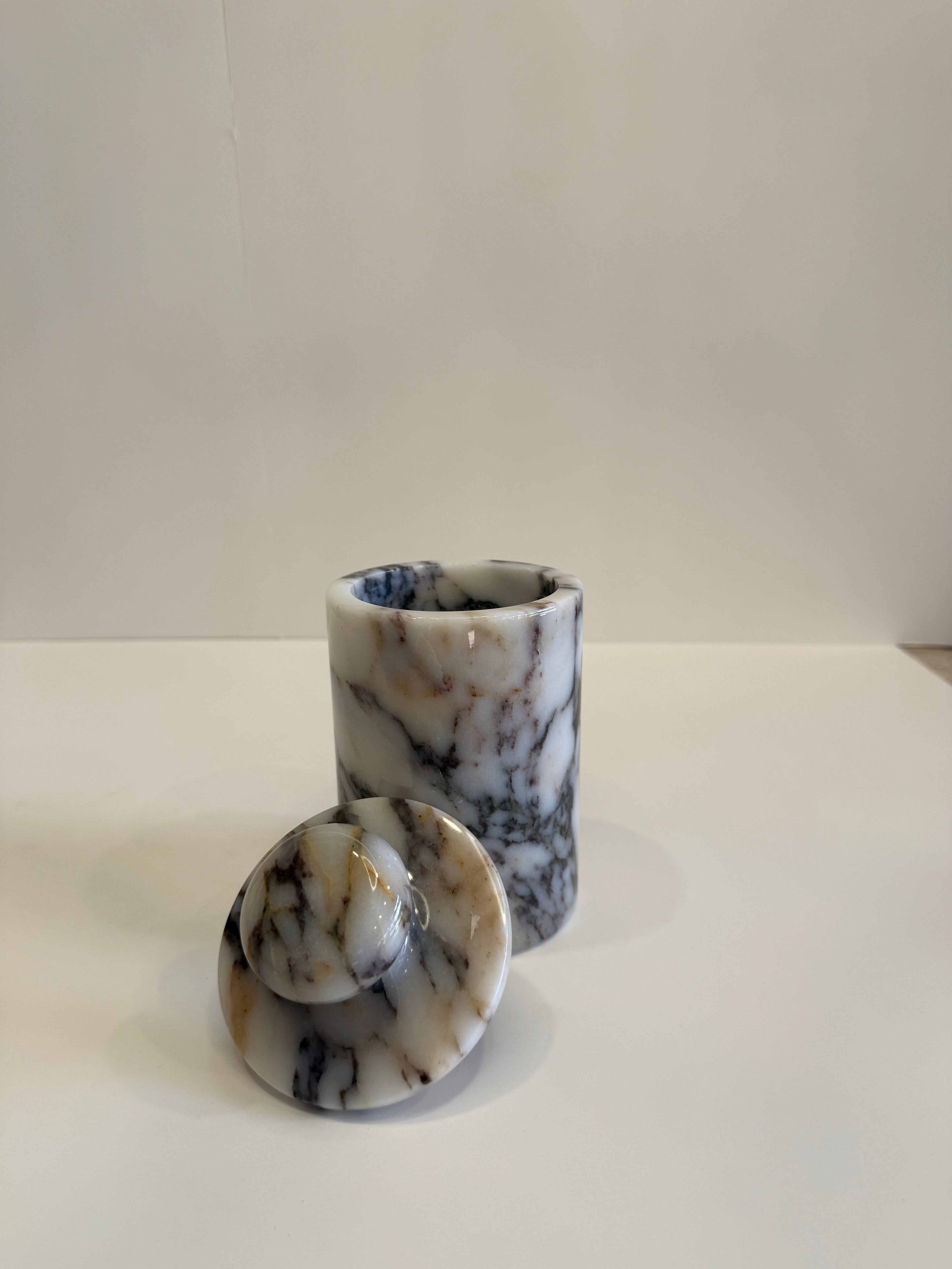 Viola Lidded Box — detail view 6