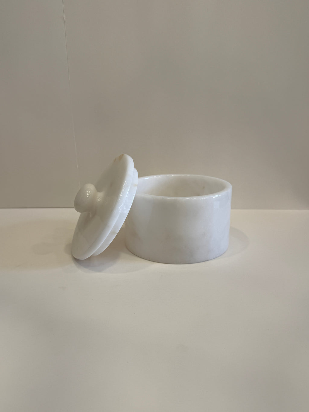 Handmade Marble Trinket Box — detail view 12