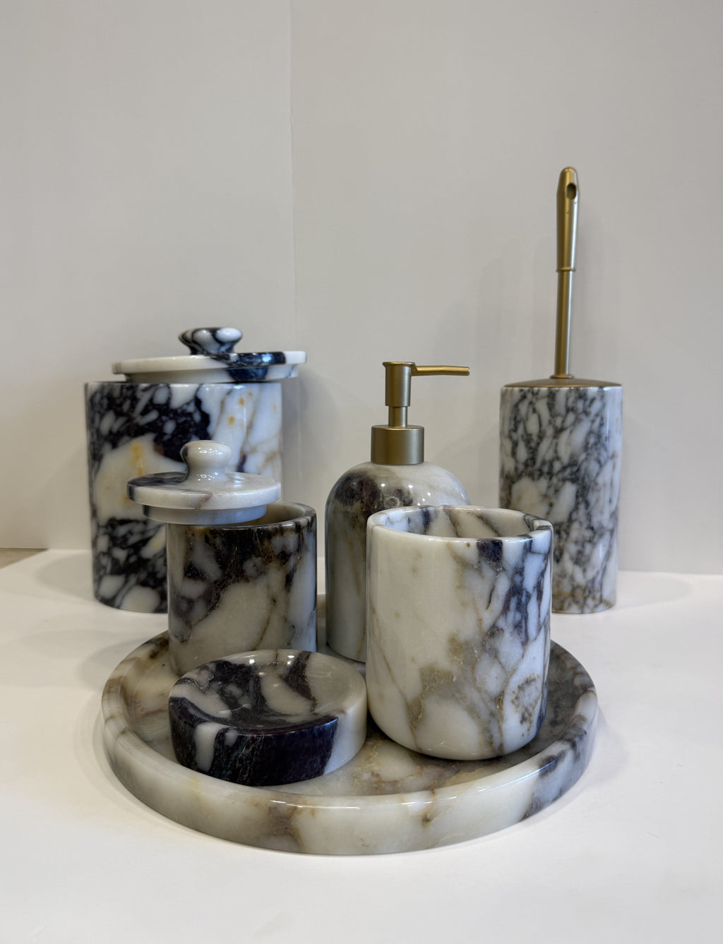 Viola Vanity Bathroom Set — detail view 2