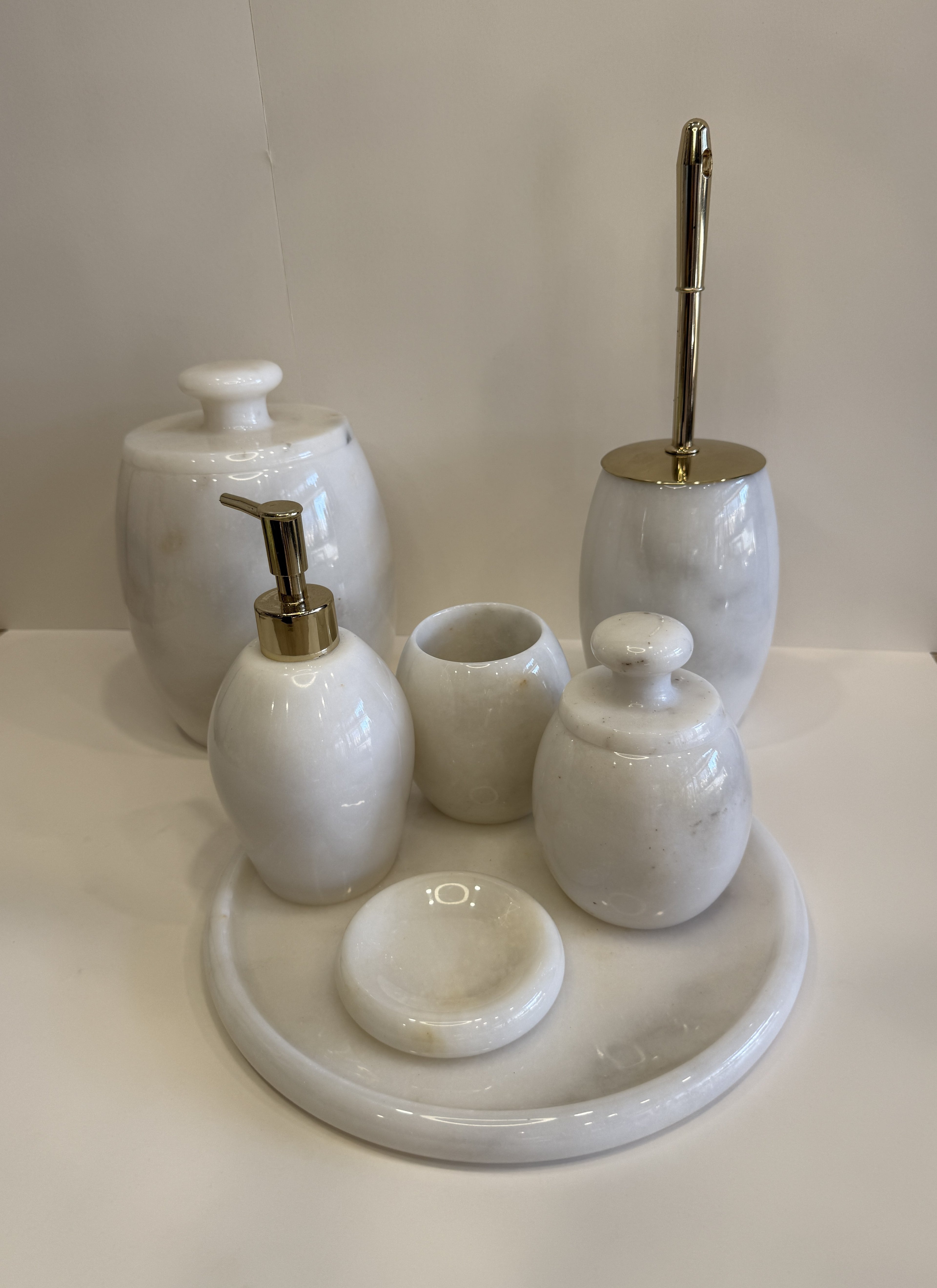 White Marble Spa Bathroom Set — detail view 1