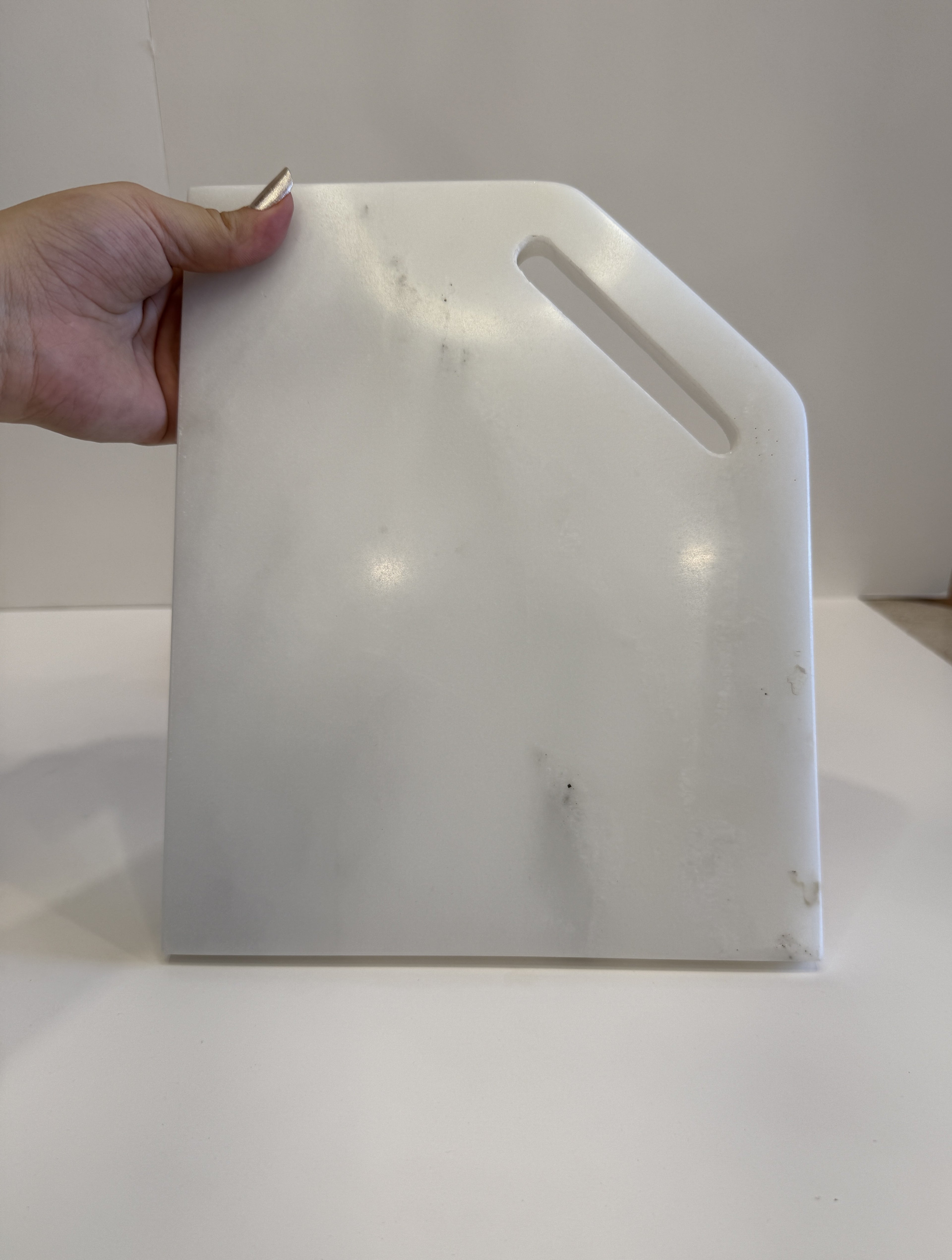 White Marble Round Serving Board — detail view 4