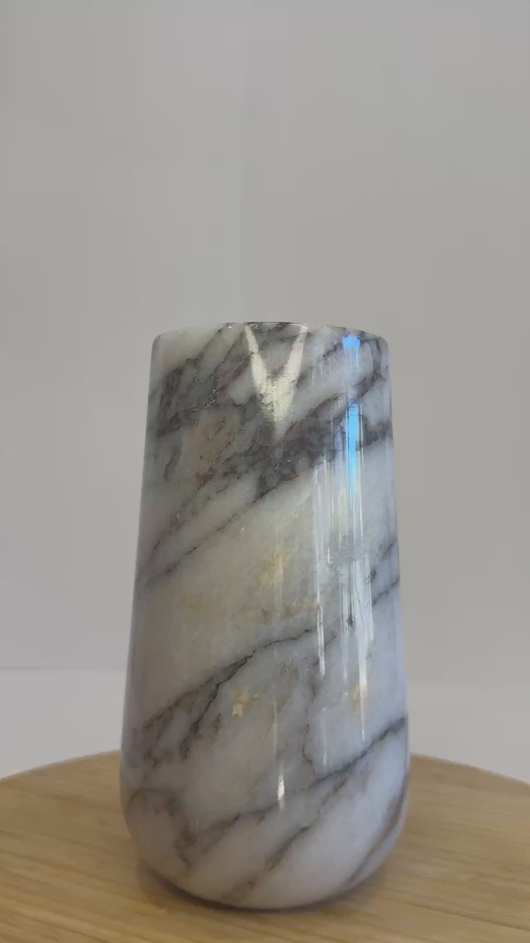 Viola Rounded Vase